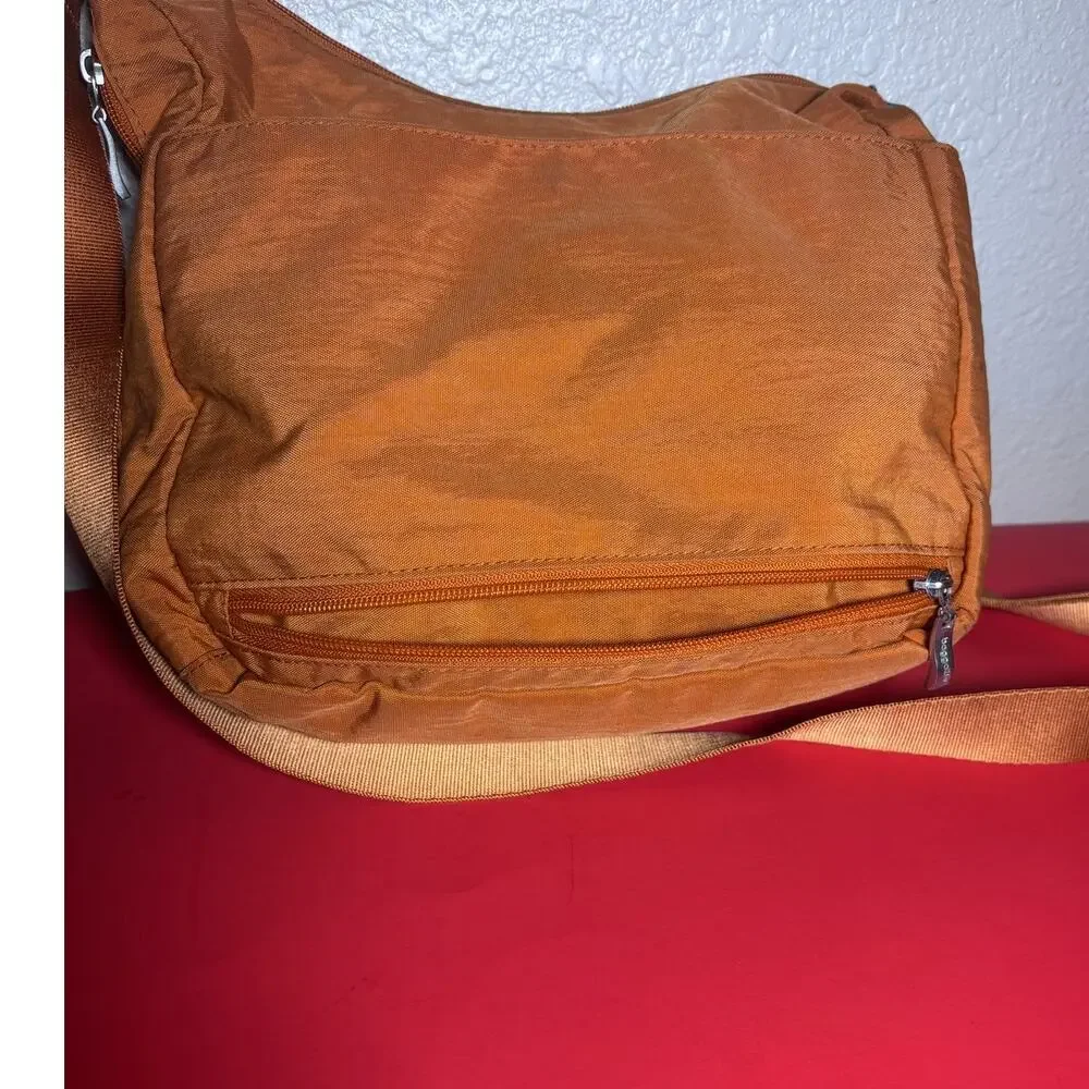 Baggallini Large Orange Nylon Crossbody Bag Travel Organizer